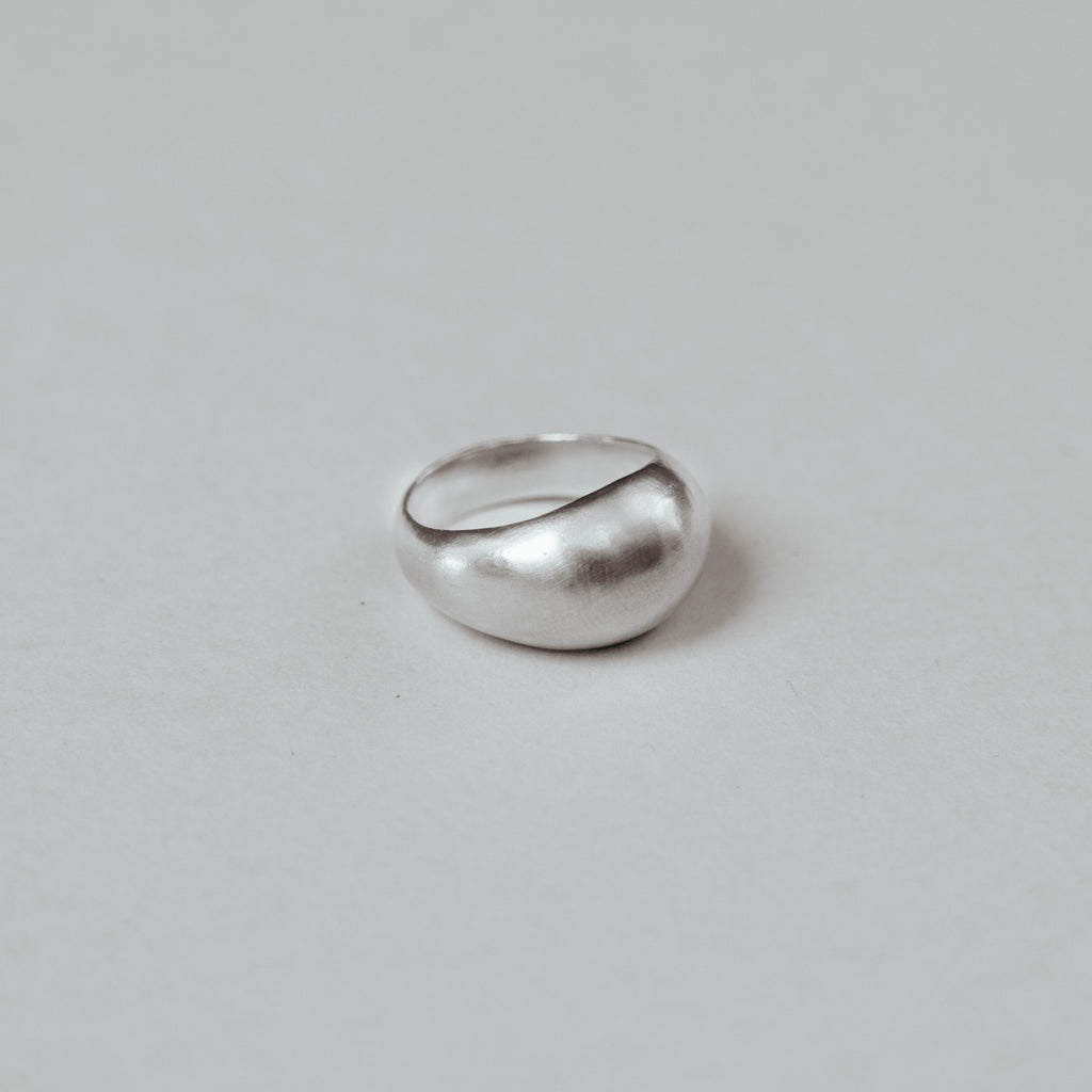 Don ring in sterling silver — handmade jewelry by BARSHA STUDIO