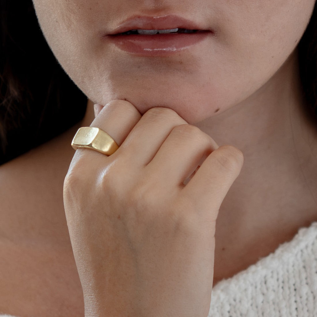 Emi ring in 18K gold vermeil — handmade jewelry by BARSHA STUDIO