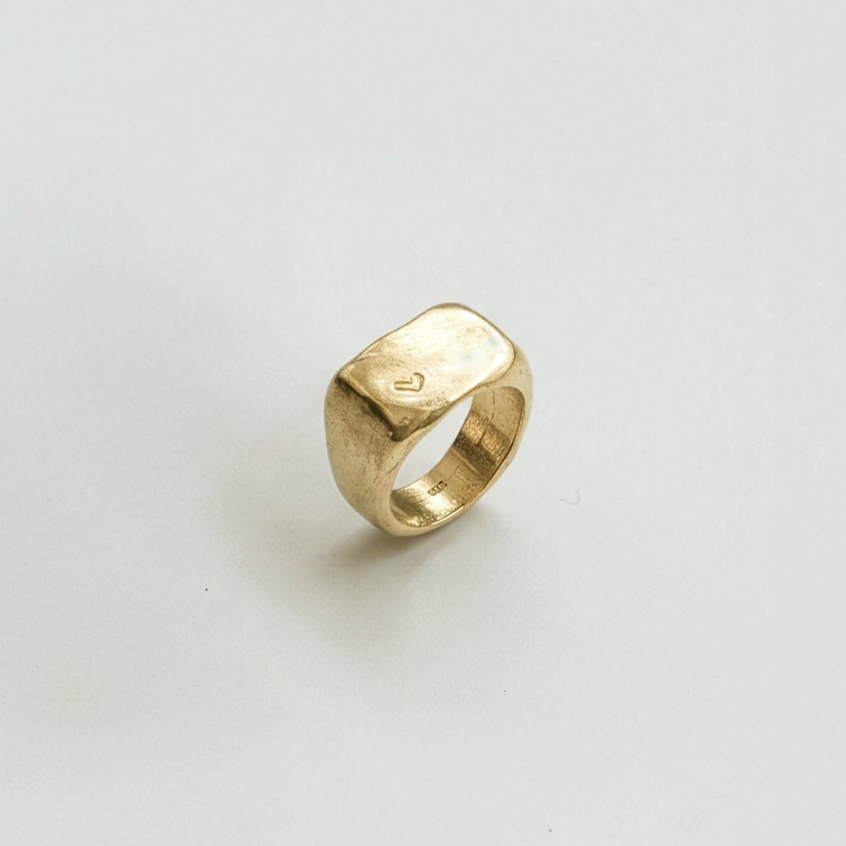 Olive ring in 18K gold vermeil, heart version — handmade jewelry by BARSHA STUDIO