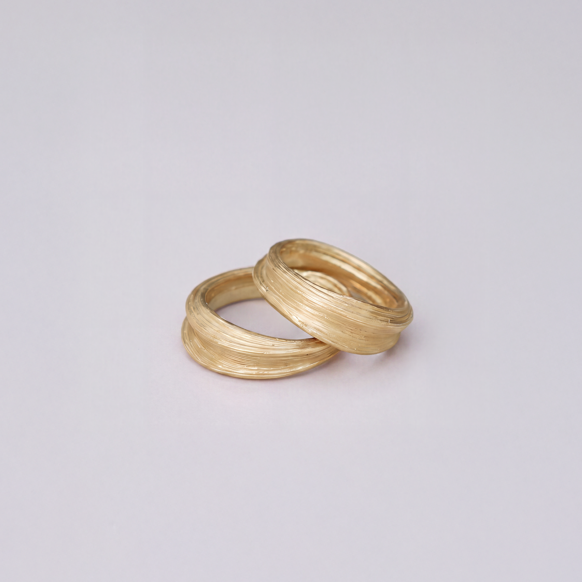 Vivi ring in 18K gold vermeil — handmade jewelry by BARSHA STUDIO